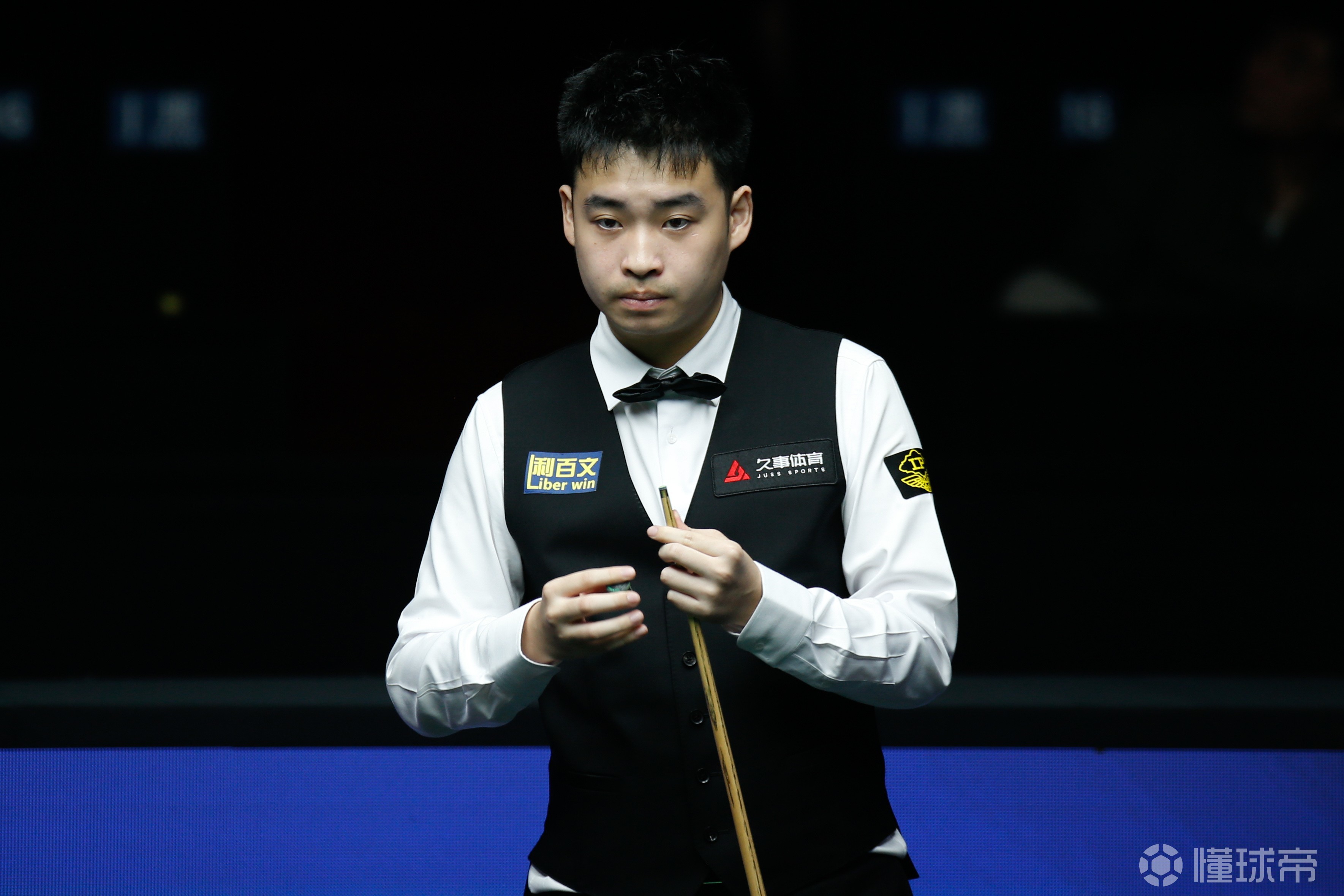 無形中拉高 無形中拉高