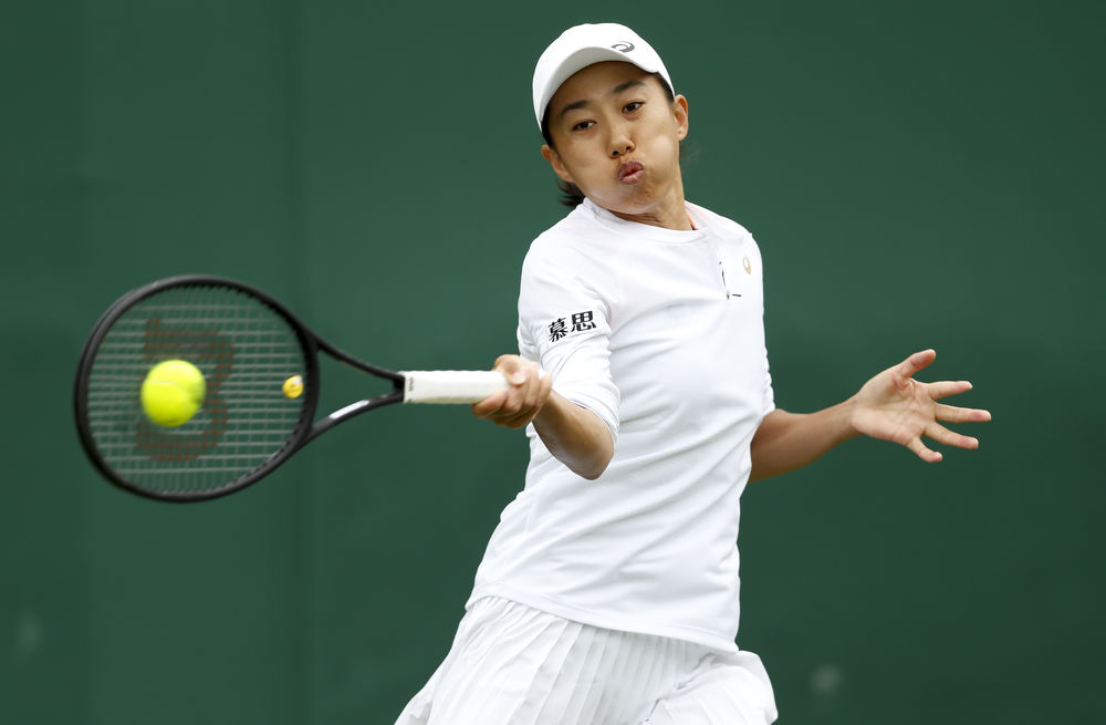 更突出了一 更突出了一