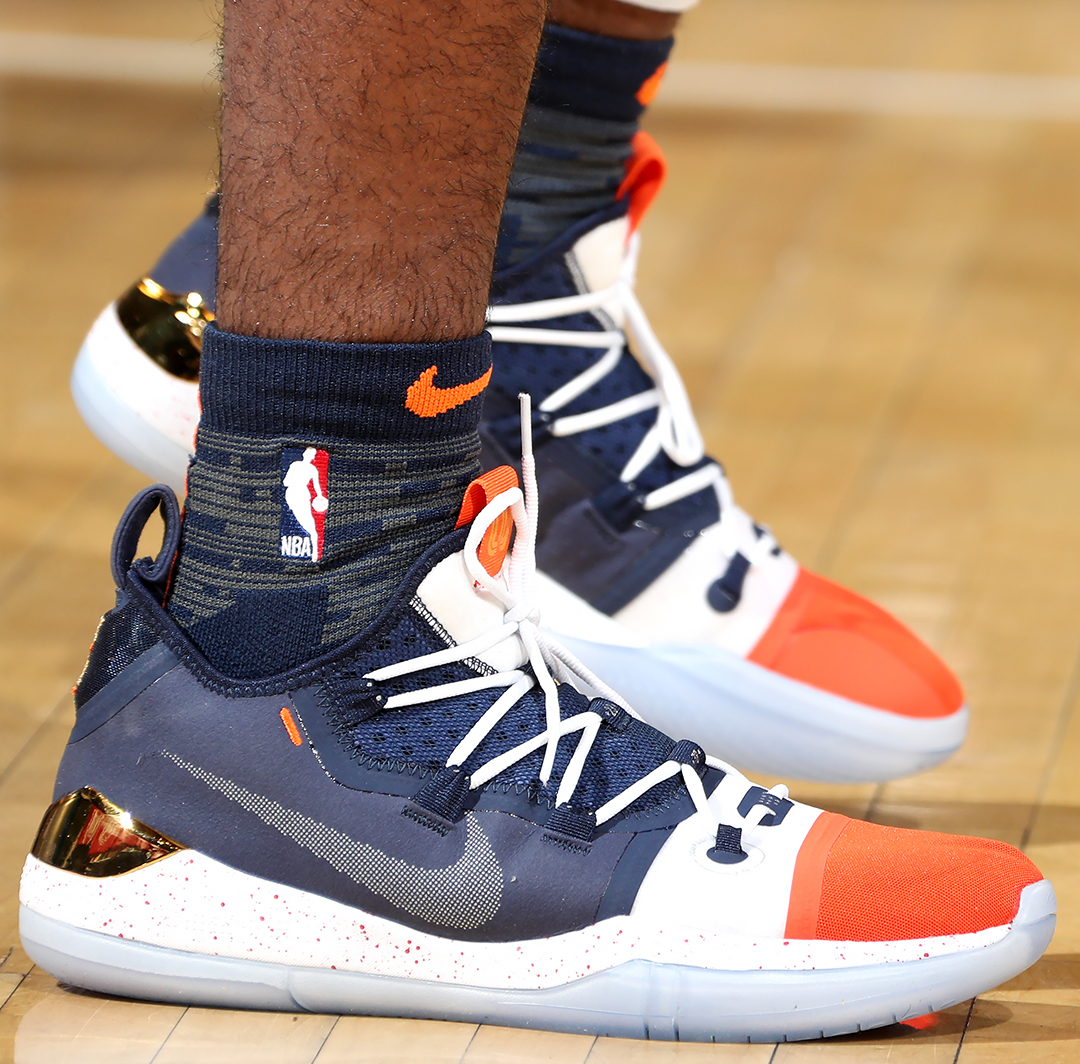 一股熟悉的 一股熟悉的